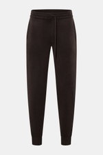 Front view of von Braun Cashmere jogger pants dark brown, showing tapered fit, high waist, elasticated waistband with drawstring, angled hip pockets, and hip pockets on the seat. 

<p>VON BRAUN focuses on sporty comfort with these soft, warm cashmere jogg