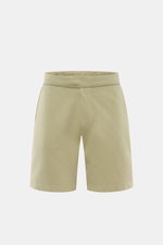 Frontale Nahaufnahme der salbeifarbenen 04651/ A trip in a bag Sweat-Shorts aus Baumwolle mit elastischem Bund, Tunnelzug, franz. Taschen und kleinem Weblabel.