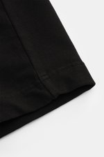 04651/ A trip in a bag Sweat-Shorts schwarz im Close-up von unten, elastischer Bund, weicher Baumwoll-Sweat, Regular Fit, Tunnelzug, Taschen, Weblabel.