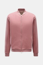 Frontansicht des 04651/ A trip in a bag Blouson altrosa aus samtigem Fleece, Woll-Baumwollmix, Slim Fit, mit Reißverschluss und Rippkragen.