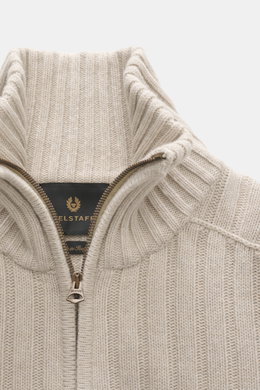 Belstaff Troyer 'Lincoln' beige shown from a close-up front perspective, highlighting the rib knit wool with cashmere, soft feel, fine knit pattern, regular fit, Troyer collar with zipper, BELSTAFF label on hem, and flexible ribbed cuffs. 

<p>The soft Tr