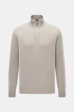 Front view of 04651/ A trip in a bag Cashmere quarter-zip jumper 'Extreme' taupe, pure cashmere, very soft feel, fine knit pattern, slim fit, sweater collar with zipper, flexible ribbed cuffs.