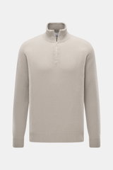 Front view of 04651/ A trip in a bag Cashmere quarter-zip jumper 'Extreme' taupe, pure cashmere, very soft feel, fine knit pattern, slim fit, sweater collar with zipper, flexible ribbed cuffs.