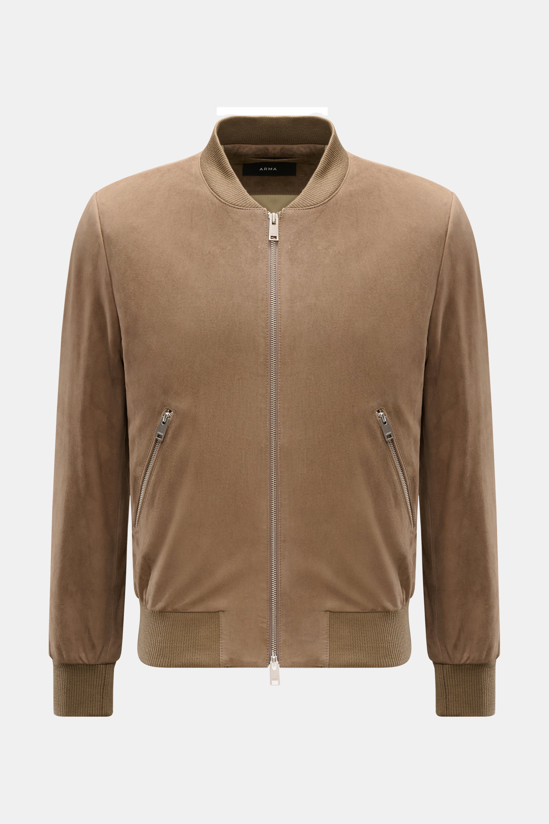 Arma Veloursleder Blouson 'Didier' taupe, frontale Nahaufnahme, Slim Fit, feines Ziegenvelours, Blousonkragen, Zwei-Wege-Reißverschluss, Rippbündchen, Hüfttaschen mit Zipper, tonales Innenfutter, zwei Innentaschen.