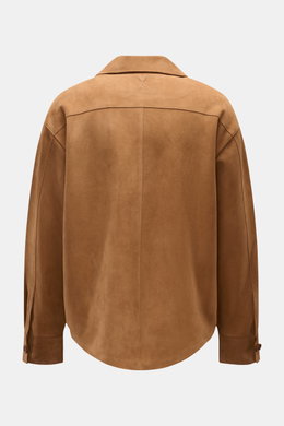 Rückansicht des Ami Paris Veloursleder-Overshirt camel, oversized, softes Veloursleder, kurzer Reverskragen, gerundeter Saum, Manschette mit Knopf.