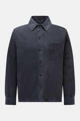 Arma Velourslederjacke 'Dino' navy, Slim Fit, softes Veloursleder, Umlegekragen, sechs Knöpfe, drei Fronttaschen, Ärmel mit Knopf, Frontalansicht.