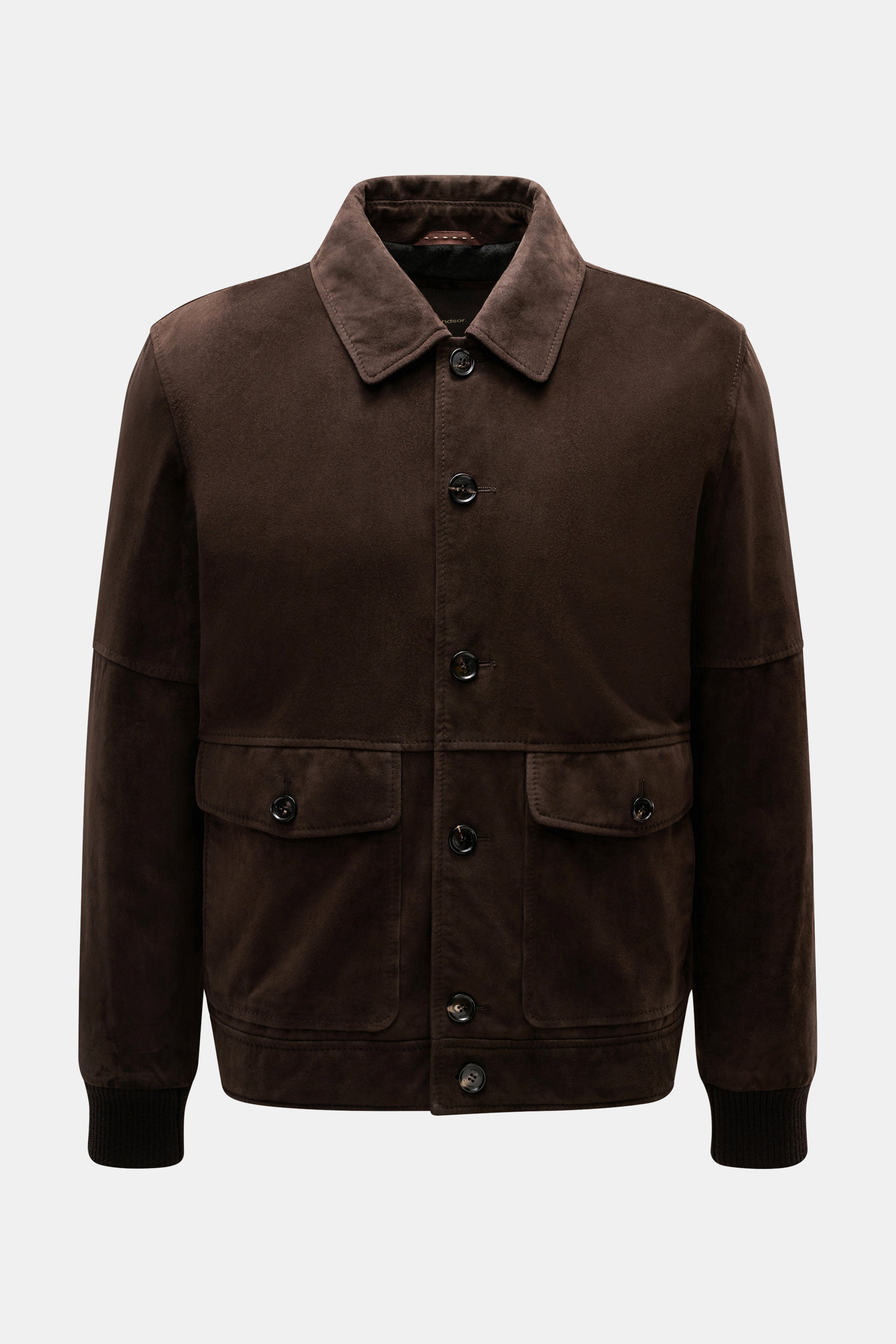 Windsor Velourslederjacke 'Olfano' schwarz shown from the front, soft brown goat suede with slim fit, five-button placket, flap chest pockets, cuffed sleeves, and unlined design. Die leichte Lederjacke 'Olfano' von WINDSOR aus feinem Ziegenvelours bestich