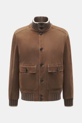 Fedeli Veloursleder-Blouson 'Verbier' graubraun, frontal fotografiert, Softleder, Slim Fit, Strickdetails aus Kaschmir, Knopfleiste, Taschen, Innenfutter.