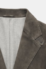 Rifugio Suede Blazer Dark Grey shown from a close-up front angle, featuring supple suede leather, notched lapel, and soft virgin wool lining.