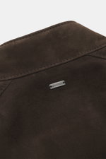 Close-up rear view of Windsor Velour leather blouson 'Borello' dark brown showing soft goat velour leather, small metal logo, soft feel, light padding, slim fit, stand-up collar, two-way zipper, angled welt pockets, knitted elastic cuffs, smooth lining, a