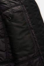 Alt-Tag (124 Zeichen):
Nahaufnahme der Innentasche mit Kompass-Badge der Stone Island Jacke 'Weatherproof Cotton Canvas Ghost Piece' schwarz aus Baumwoll-Canvas.