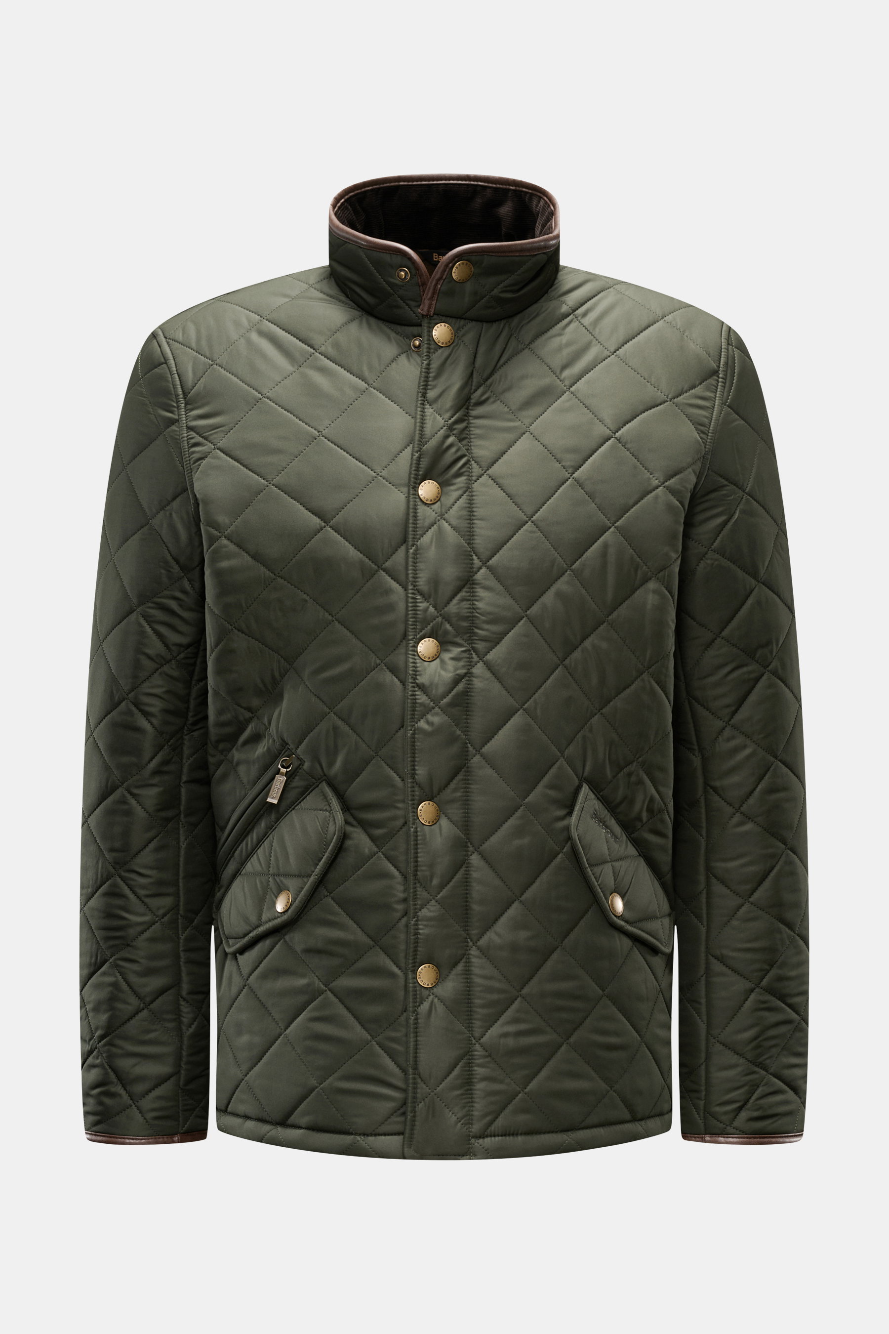 Barbour Steppjacke 'Powell Quilt' dunkelgrün, Slim Fit, mit Microfaser, leichter Wattierung, Fleecefutter, Stehkragen, Taschen, Lederimitat, frontal.