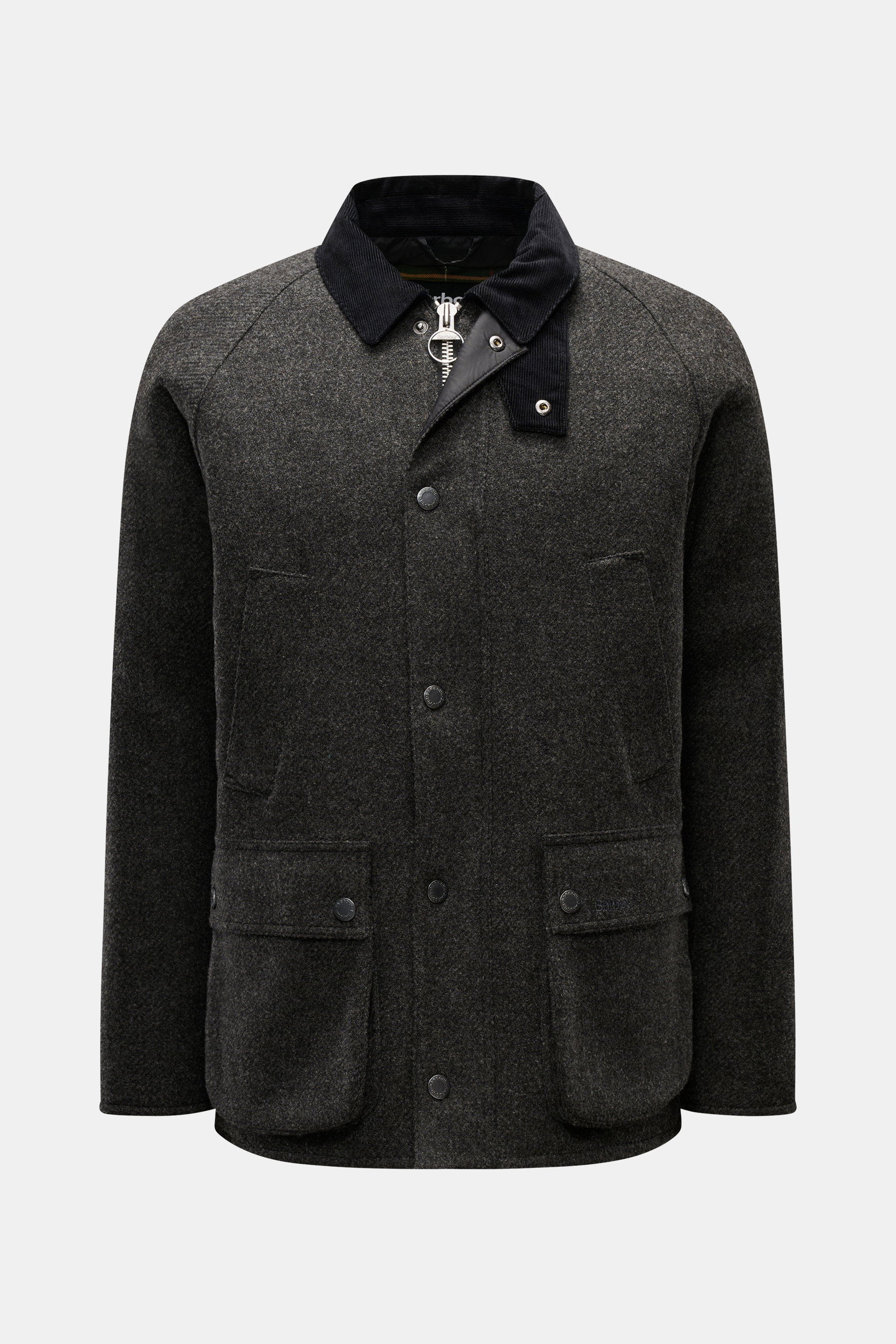 Barbour Wolljacke 'Bedale' anthrazit meliert, Frontansicht mit Feincord-Kragen, zwei Handwärmertaschen, zwei aufgesetzten Taschen und gestepptem Futter.