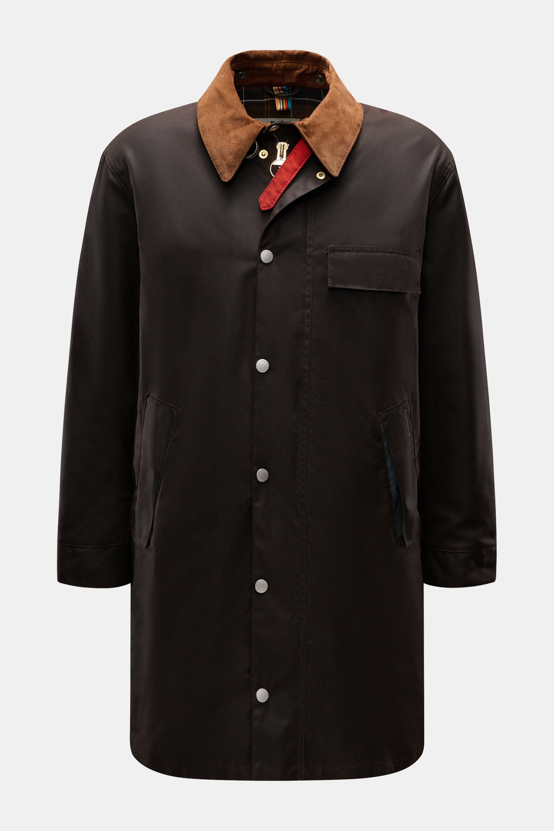 Barbour Wachsparka 'Beeston' dunkelbraun, Frontansicht, Slim Fit, gewachste Baumwolle, Cordkragen, Brusttasche, schräge Leistentaschen, typisches Tartan-Futter.