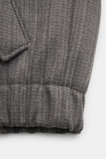 Ami Paris Blouson 'Harrington' grau meliert, Detailansicht unten mit elastischem Saum, Material aus Schurwolle und Microfaser, Regular Fit.