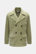 Frontansicht der 04651/ A trip in a bag Cord-Cabanjacke salbei aus voluminösem Breitcord mit Slim Fit, breitem Revers, zwei Innentaschen und Seersucker-Futter.