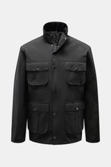 Front view of Barbour Field jacket 'Sanderling' navy, lightweight cotton-microfibre blend with four bellows pockets, corduroy collar, two-way zip, snap buttons, leather logo, and tartan lining.