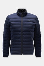 UBR Daunenjacke 'Supersonic' navy, frontal fotografiert, Slim Fit, wasserabweisend, elastische Microfaser, Daunenfüllung, Zwei-Wege-Reißverschluss, Reflektor, Zipper-Taschen.