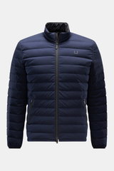 UBR Daunenjacke 'Supersonic' navy, frontal fotografiert, Slim Fit, wasserabweisend, elastische Microfaser, Daunenfüllung, Zwei-Wege-Reißverschluss, Reflektor, Zipper-Taschen.