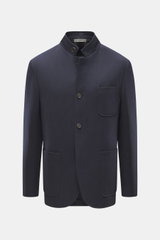 Frontale Nahaufnahme der Corneliani Wolljacke navy, Slim Fit mit Stehkragen, Vier-Knopf-Leiste, zwei Hüft- und eine Brusttasche, reine Schurwolle, strukturierter Griff, robuster Zwei-Wege-Reißverschluss, Unconstructed Design, eine Innentasche.
