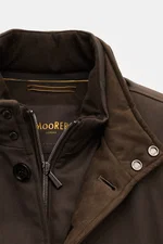 Close-up front view of the Moorer Down blouson 'Janos' dark brown collar, zipper, buttons, and soft suede trim.

Description: <p>The down blouson 'Janos' by MOORER perfectly combines functionality and timeless style. Made of high-quality microfibre with a