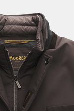 Moorer Jacket 'Nobile' dark brown shown from a close-up front angle, highlighting the padded collar, zipper, and three-button style, with water repellent stretchy microfiber fabric and a smooth feel, featuring a double front with two-way zip, slim fit, ad