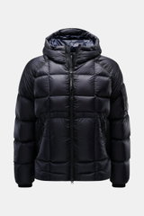 C.P. Company Daunenjacke 'DD-Shell' navy, frontale Nahaufnahme, sportive Daunenfüllung, Microfaser, wind- und wasserabweisend, Kapuze mit Tunnelzug, Slim Fit.