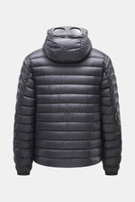 C.P. Company Daunenjacke navy, Rückansicht, hochwertige Microfaser, wärmende Daunenfüllung, wasserabweisend, Slim Fit, Zwei-Wege-Reißverschluss, Kapuze mit Goggle Lenses.