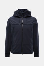 C.P. Company Softshell-Jacke 'C.P. Shell-R Goggle Jacket' navy, frontale Nahaufnahme, Softshell, Slim Fit, Kapuze mit Goggle Lens, wind- und wasserabweisend.