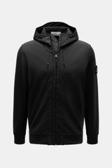 Stone Island Softshell-Blouson 'Light Soft Shell-R e.dye Technology' schwarz, frontal mit Kapuze, wind- und wasserabweisend, Slim Fit, Kompass-Badge.