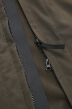 Stone Island Softshell-Blouson 'Light Soft Shell-R e.dye Technology' graubraun, Detailansicht Reißverschluss, elastische Microfaser, wind- und wasserabweisend.