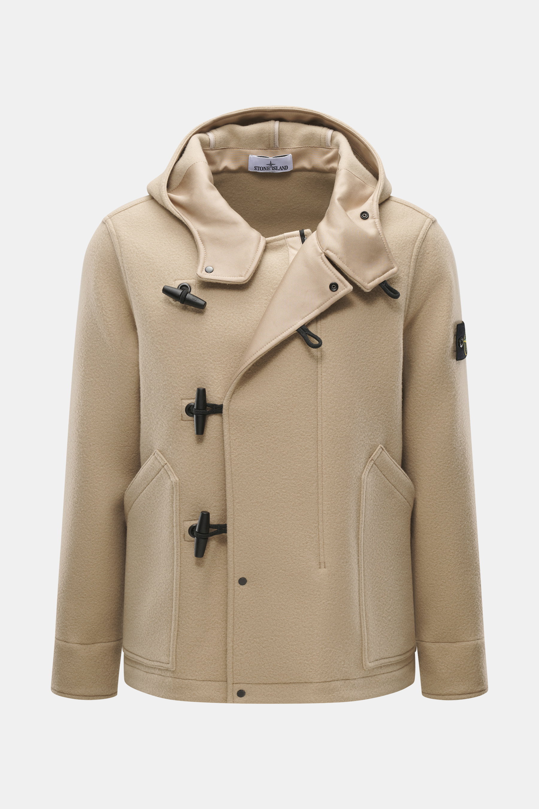 Stone Island Jacke 'Heavy Melton' beige im Dufflecoat-Stil, aus Wolle und Kaschmir, Regular Fit, mit Kapuze, Knebelknöpfen und Kompass-Badge, Frontalansicht.