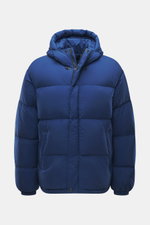 Canada Goose Daunenjacke 'Sterling' dunkelblau, Frontansicht, Oversized Fit, hochwertige Microfaser, wasserabweisend, wärmende Daunenfüllung, Kapuze mit Tunnelzug, Zwei-Wege-Reißverschluss, Leistentaschen mit Zipper, elastische Ärmelbündchen.