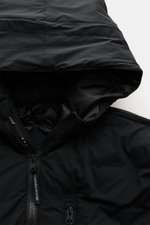 Close-up front view of Canada Goose Down jacket 'Lodge Hoody' black showing padded hood, high-closing two-way zip, and ripstop fabric.

<p>Maximum comfort in a lightweight design: Padded hood and lightweight down lining make the self-stowing down jacket '