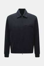 Emporio Armani Blouson navy, frontal fotografiert, Mix aus Viskose und Microfaser, weicher Griff, leichte Wattierung, Regular Fit, Zwei-Wege-Reißverschluss, Umlegekragen, drei Zipper-Fronttaschen, regulierbare Ärmelabschlüsse, flexibler Saum, geschmeidige