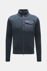 Parajumpers Strickjacke 'Hart River' petrol, frontal fotografiert, Slim Fit, Strick aus Microfaser/Baumwolle, mittelfeines Strickbild, Patent-Strickmuster, Zwei-Wege-Reißverschluss, Stehkragen, Brusttasche mit Patte, Logo-Badge am Oberarm.