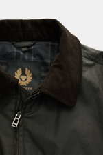 Close-up view from above of the Belstaff Wax blouson 'Mount Jacket' dark olive featuring a dark brown corduroy collar, metal zipper, and checked cotton lining.

<p>The robust blouson 'Mount Jacket' by BELSTAFF combines military aesthetics with British mot