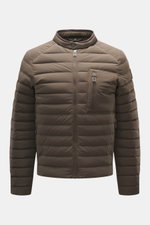 Front view of Belstaff Down jacket 'Chassis' dark brown, a lightweight, water-repellent slim fit jacket with stand-up collar.

Description:  
<p>Essential outdoor must-have in casual BELSTAFF style: The lightweight down jacket 'Chassis' offers unrestricte