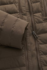 Close-up front view of Belstaff Down jacket 'Chassis' dark brown showing high-quality microfiber, durable zipper, and smooth fabric.

Description: <p>Essential outdoor must-have in casual BELSTAFF style: The lightweight down jacket 'Chassis' offers unrest