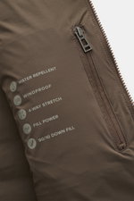 Close-up side view of Belstaff Down jacket 'Chassis' dark brown showing water-repellent fabric and durable zipper details.

Description:  
<p>Essential outdoor must-have in casual BELSTAFF style: The lightweight down jacket 'Chassis' offers unrestricted f