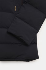 Close-up view of the sleeve and lower front of the Moorer Daunenjacke 'Pagni' navy, showcasing high-quality microfiber, soft texture, and quilting.