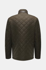 Back view of Barbour Quilted jacket 'Powell Quilt' dark olive with diamond quilting, stand-up collar with corduroy trim, and adjustable waist tabs.

Detailed description: <p>Styled after the popular Chelsea design, the 'Powell Quilt' quilted jacket featur