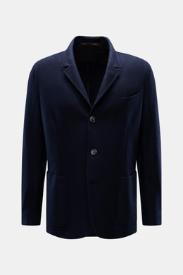 Fedeli Cashmere Jersey-Jacke 'Damon' navy, frontal fotografiert, Slim Fit, vier Knöpfe, variabel tragbarer Revers, Brust- und Hüfttaschen, Unconstructed Design.