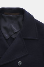Fedeli Cashmere Cabanjacke navy, Detailaufnahme von oben mit variablem Kragen, Doubleface-Jersey, Slim Fit, Zwei Innentaschen, Unconstructed Design.