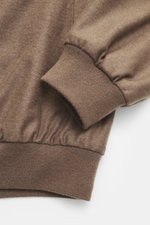 Fedeli Cashmere Wendeblouson 'Stop' braun meliert, Detailaufnahme von Ärmel und Rippbündchen, weicher Flannel aus reinem Cashmere.