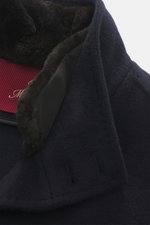 Close-up view of Montecore Cashmere Jacke navy collar showing soft pure cashmere fabric, slim fit, detachable beaver fur trim, and inner lining details.