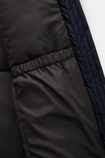 Nahaufnahme des geschmeidigen Innenfutters und elastischen Bunds des Sealup Parka 'Hurricane' navy, funktional und hochwertig.
