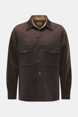 Front view of Rifugio Overshirt brown, slim fit with a seven-button placket, turn-down collar, patch chest pockets with flap, sleeve cuffs with cuff, unconstructed design, made from a mix of virgin wool and cashmere with a soft touch.
