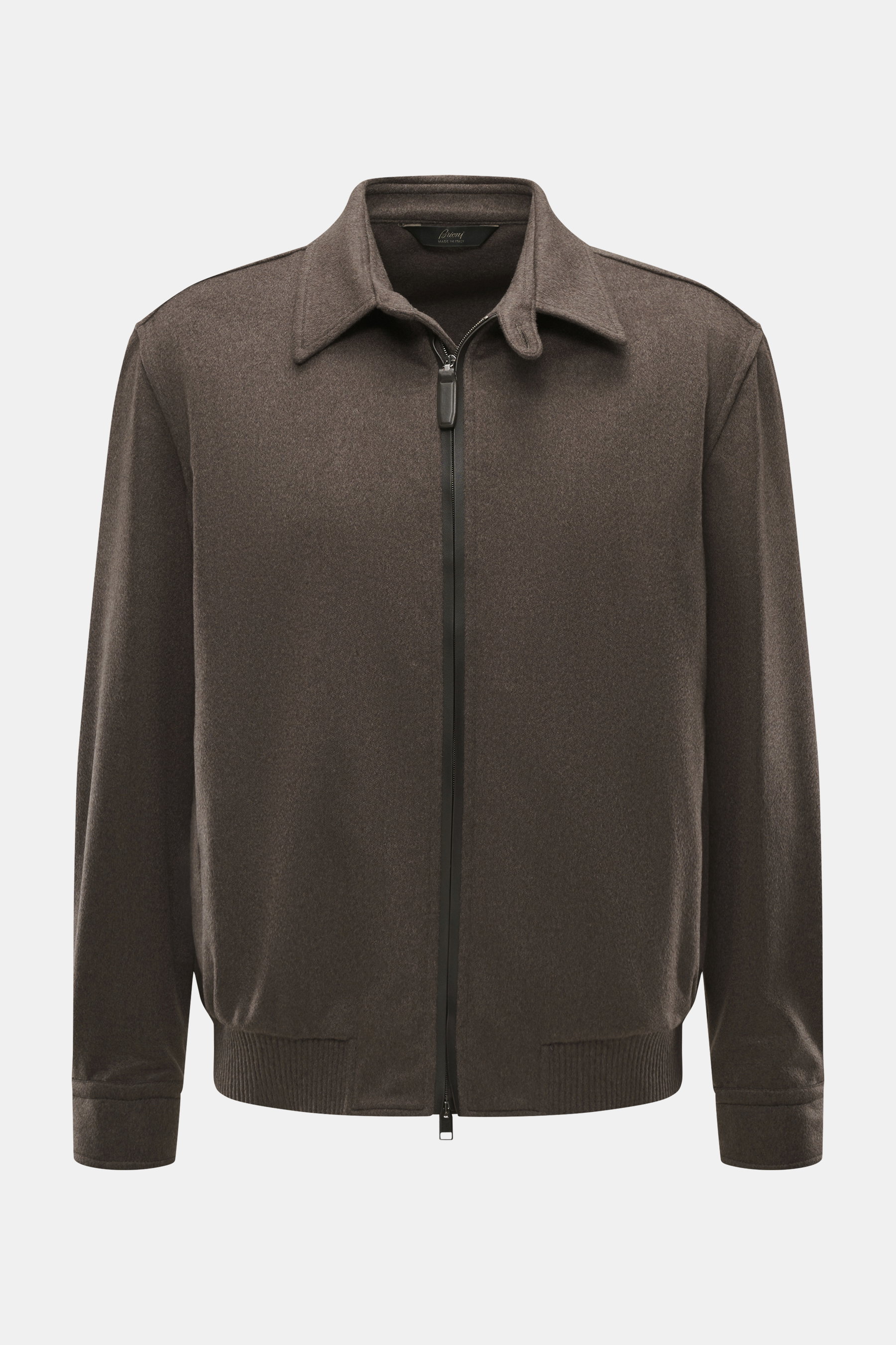 Brioni Cashmere Blouson braun, Frontansicht, Slim Fit, reines Cashmere, zwei-Wege-Reißverschluss mit Lederpaspel, Umlegekragen, elastische Bündchen.