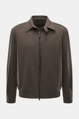 Brioni Cashmere Blouson braun, Frontansicht, Slim Fit, reines Cashmere, zwei-Wege-Reißverschluss mit Lederpaspel, Umlegekragen, elastische Bündchen.